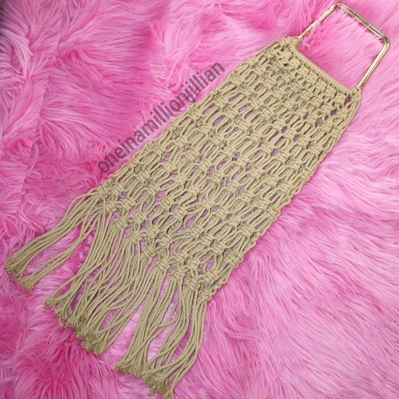 Rise & Shine Netted Bucket Bag - Picture 2 of 7